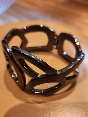 Express Openwork Cutout Bracelet - Black Metallic